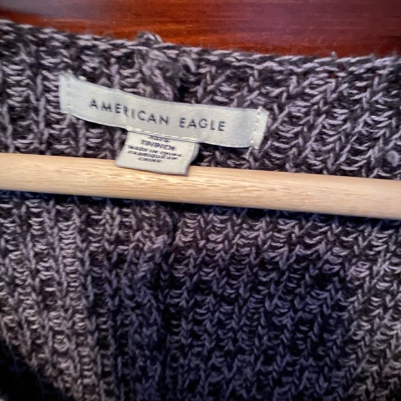 American Eagle Cropped Knit Cardigan - Picture 2 of 3